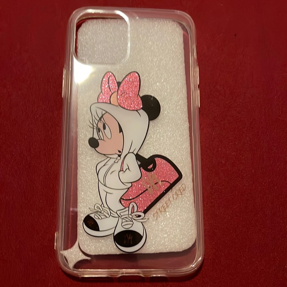 Iphone 11 pro case Disney